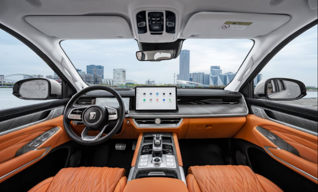 2023 China's Tank 500 SUV Interior